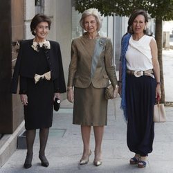 La Reina Sofía con Paloma O'Shea y Ana Patricia Botín