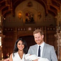 El Príncipe Harry y Meghan Markle, muy felices en la presentación de su primer hijo Archie Harrison