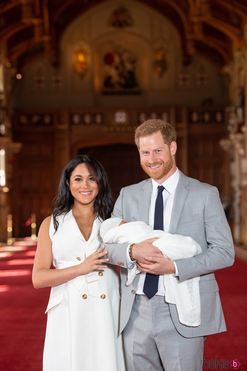 El Príncipe Harry y Meghan Markle, muy felices en la presentación de su primer hijo Archie Harrison