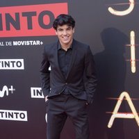 Oscar Casas en la premiere de la serie 'Instinto'