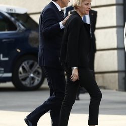 José Luis Rodríguez Zapatero y su mujer, Sonsoles Espinosa, en la capilla ardiente de Alfredo Pérez Rubalcaba en el Congreso de los Diputados en Madrid