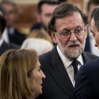 Mariano Rajoy, Ana Pastor y Pedro Sánchez en la capilla ardiente de Alfredo Pérez Rubalcaba en el Congreso de los Diputados en Madrid