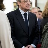 Florentino Pérez en la capilla ardiente de Alfredo Pérez Rubalcaba en el Congreso de los Diputados en Madrid