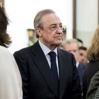 Florentino Pérez en la capilla ardiente de Alfredo Pérez Rubalcaba en el Congreso de los Diputados en Madrid