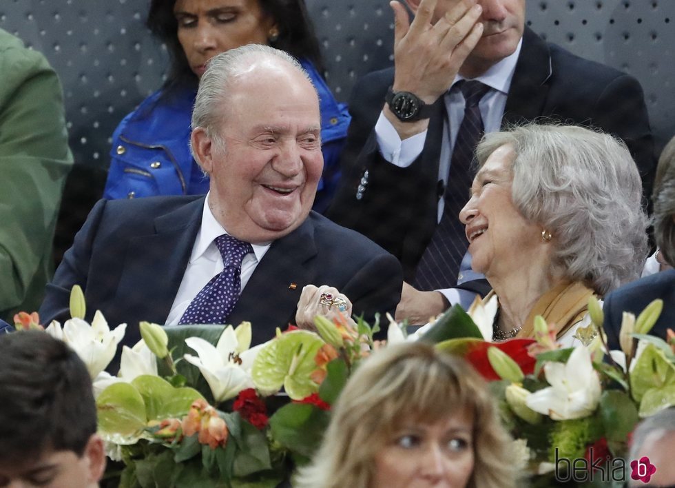 Los Reyes Juan Carlos y Sofía,  a carcajadas en el Mutua Madrid Open 2019