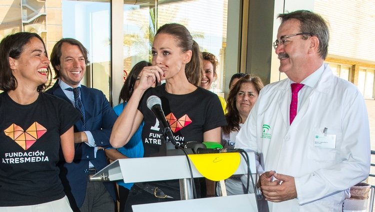 Eva González, muy emocionada el Día del Niño Hospitalizado