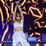 Aitana actuando en Los 40 Primavera Pop 2019