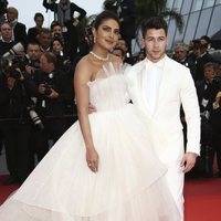 Nick Jonas y Priyanka Chopra de blanco en Cannes 2019