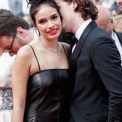 Brooklyn Beckham y Hanna Cross acaramelados en el Festival de Cannes 2019