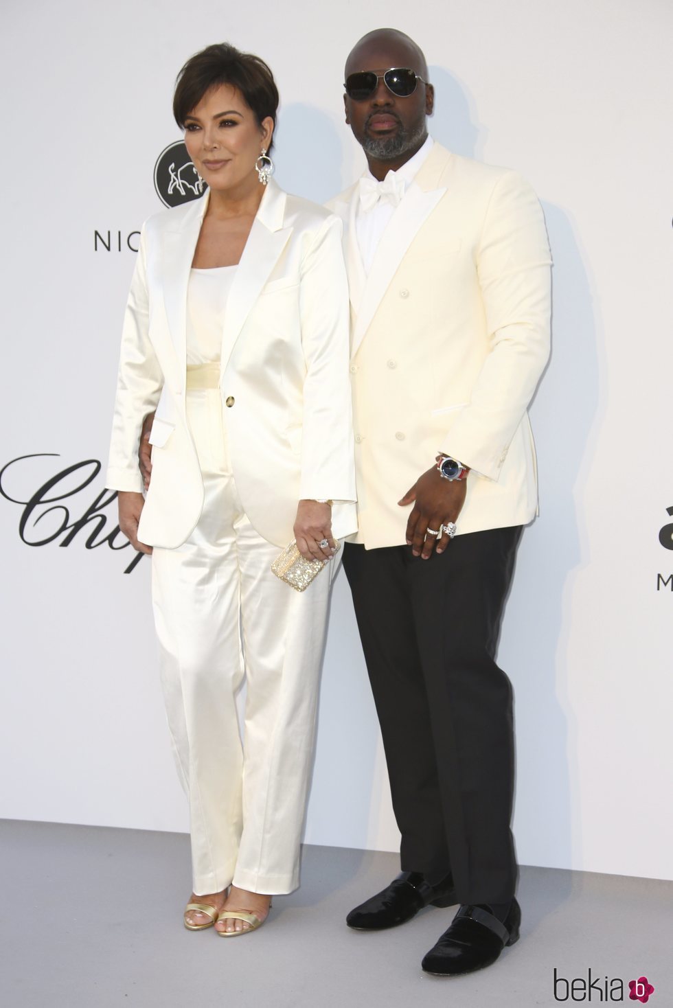 Kris Jenner y Corey Gamble en la gala amfAR en el Festival de Cannes 2019