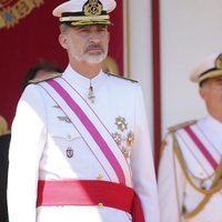 El Rey Felipe y la Reina Letizia en el desfile del Día de las Fuerzas Armadas