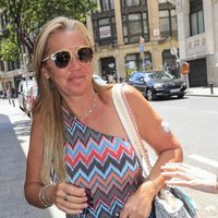 Belén Esteban llegando a su despedida de soltera con sus compañeras de 'Sálvame'