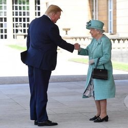 La Reina Isabel recibe a Donald Trump con motivo de su Viaje de Estado a Reino Unido