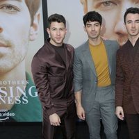 Nick, Joe y Kevin Jonas en la premiere de 'Chasing Happiness'