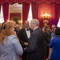 El Príncipe Andrés y Sarah Ferguson en un evento de Pitch at Palace en St James's Palace