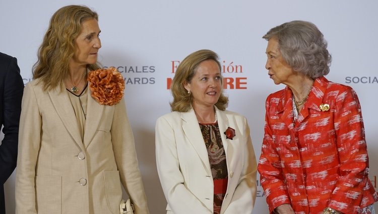 La Reina Sofía y la Infanta Elena en los Premios Fundación Mapfre 2019