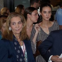 La Infanta Elena y Victoria Federica en el concierto de Siempre Así