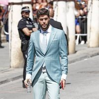 El cantante José Otero a su llegada a la boda de Pilar Rubio y Sergio Ramos