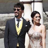 Jorge Marron y Arancha Morales a su llegada a la boda de Pilar Rubio y Sergio Ramos