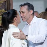 La Princesa Estefanía de Mónaco y su exmarido Daniel Ducruet se saludan en la Paris Fashion Week 2019