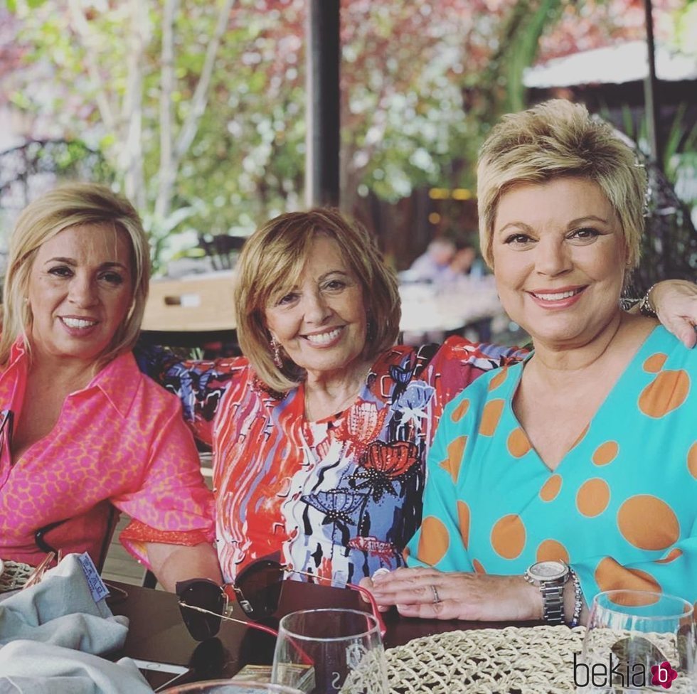 Terelu Campos, Carmen Borrego y María Teresa Campos en su cumpleaños