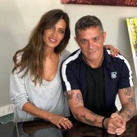 Sara Carbonero con Alejandro Sanz durante una entrevista