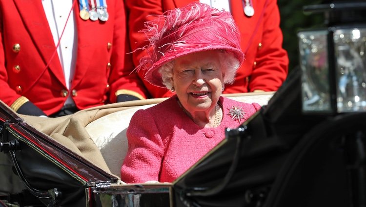 La Reina Isabel de Inglaterra en la Royal Ascot 2019