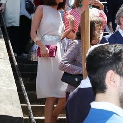 Sofía Palazuelo es fotografiada de lo más elegante en la boda de Valentina Suárez-Zuloaga