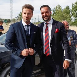 Rafa Mora y Kike Calleja en la boda de Belén Esteban y Miguel Marcos