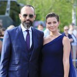 Laura Escanes y Risto Mejide posando en la boda de María Pombo y Pablo Castellano