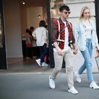 Joe Jonas y Sophie Turner de compras en París