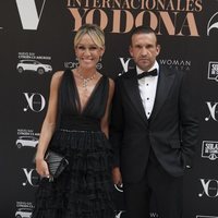 Luján Argüelles con su marido en la 14ª edición de los premios Yo Dona Internacional