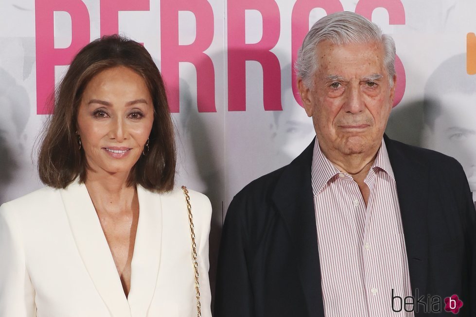 Isabel Preysler y Mario Vargas Llosa presentan 'Mario y los perros'