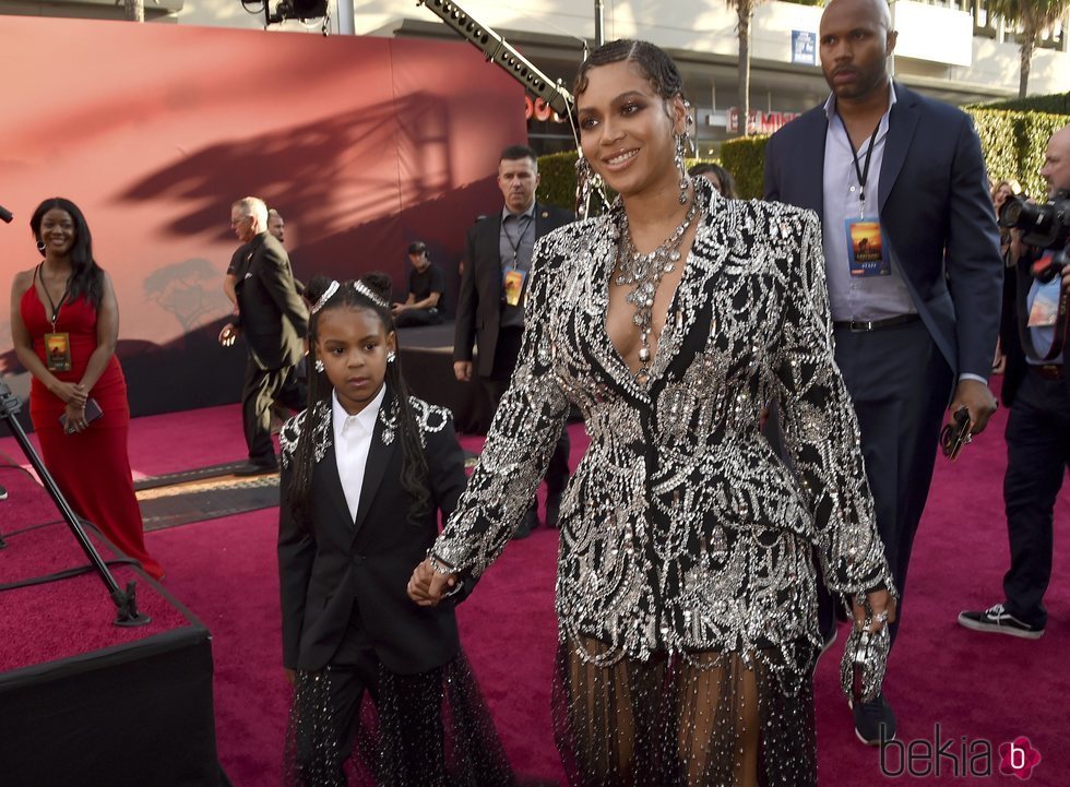 Beyoncé y Blue Ivy en el estreno de 'El Rey León'