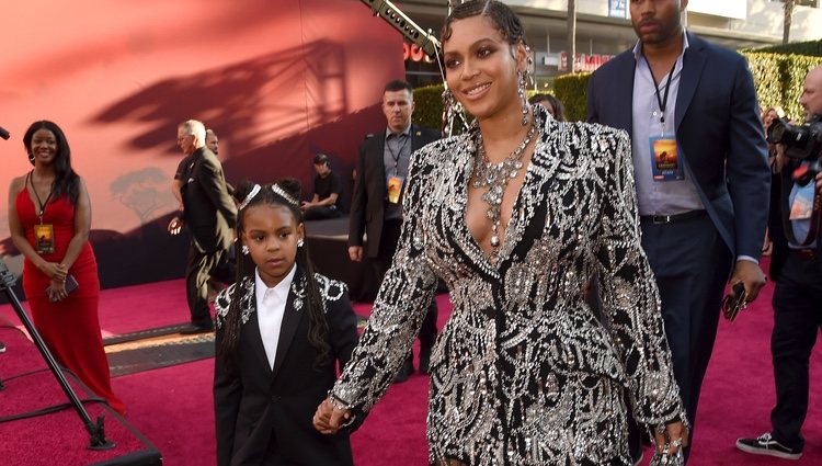 Beyoncé y Blue Ivy en el estreno de 'El Rey León'