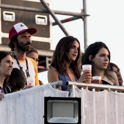 Leiva y Macarena García con Claudia Traisac en el Mad Cool Festival 2019