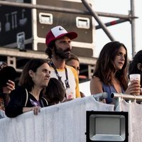 Leiva y Macarena García con Claudia Traisac en el Mad Cool Festival 2019