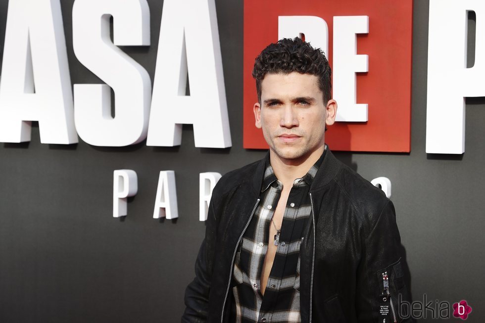 Jaime Lorente en la presentación de la tercera temporada de 'La Casa de Papel'