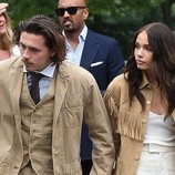 Brooklyn Beckham y Hanna Cross llegando a la final de Wimbledon