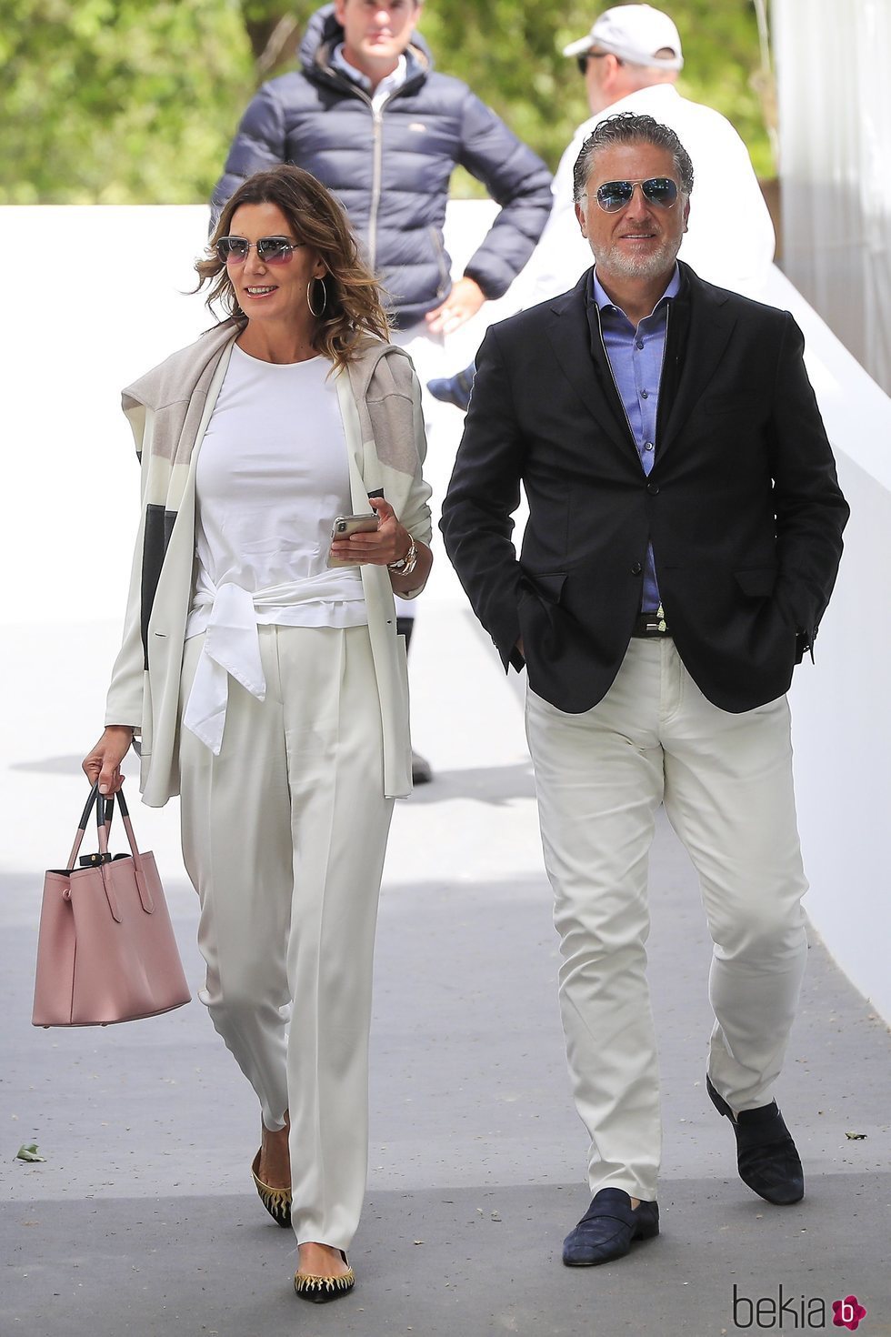 Mar Flores y Elías Casals paseando por Ibiza 2019