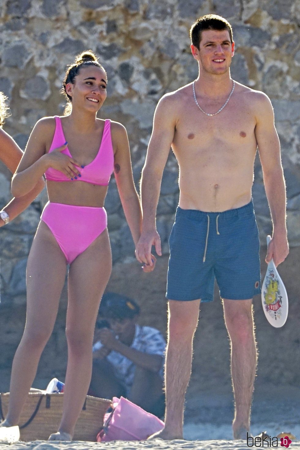 Aitana Ocaña y Miguel Bernardeau, sonrientes en Ibiza