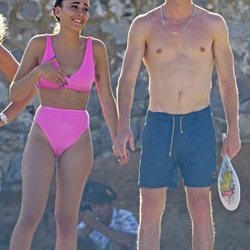 Aitana Ocaña y Miguel Bernardeau, sonrientes en Ibiza