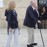 El Rey Juan Carlos y la Infanta Elena en una cena en Sanxenxo