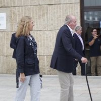 El Rey Juan Carlos y la Infanta Elena en una cena en Sanxenxo