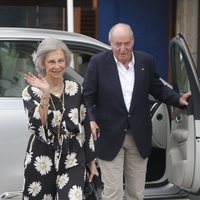 Los Reyes Juan Carlos y Sofía en una cena en Sanxenxo