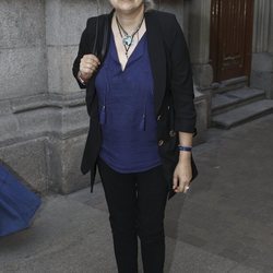 Emma Ozores en el funeral de Arturo Fernández