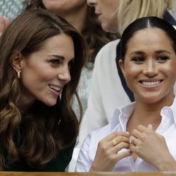 Kate Middleton y Meghan Markle, muy cómplices en Wimbledon 2019