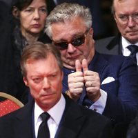 El Príncipe Laurent, Enrique de Luxemburgo y Paola de Bélgica durante el funeral de la Reina Fabiola de Bélgica