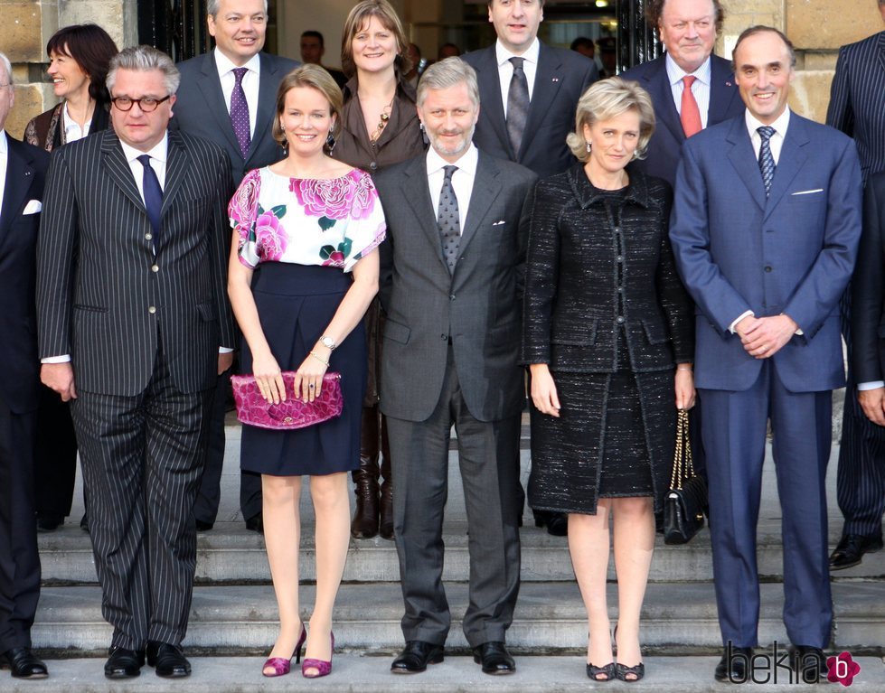 Felipe y Matilde de Bélgica con el Príncipe Laurent, la Princesa Astrid y el Príncipe Lorenzo