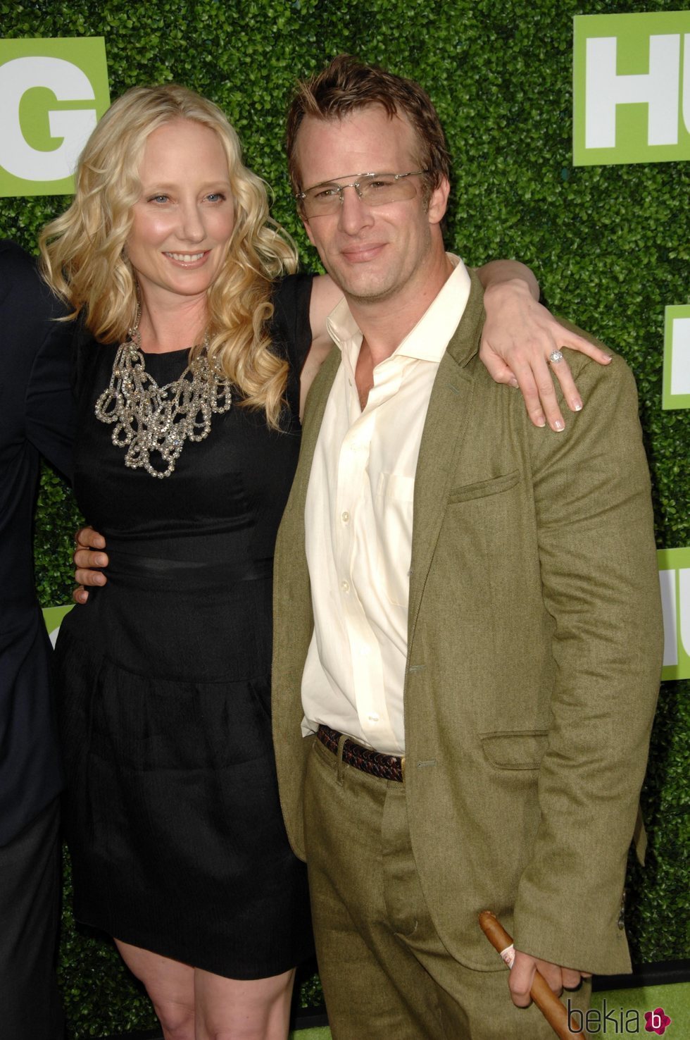 Anne Heche y Thomas Jane en el estreno de Hung